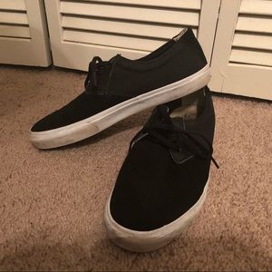 Lakai MJ’s